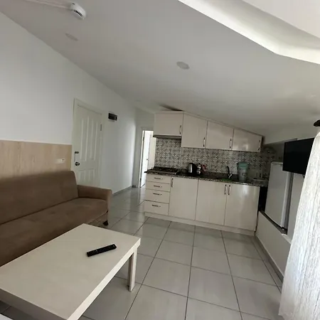 Lägenhet Suemer Side